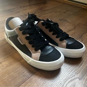 Rocket Dog Black and Tan Women's Sneakers